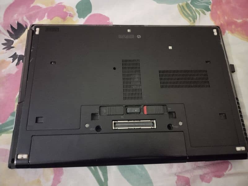 HP laptop used i3 2g 2