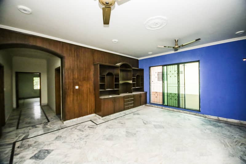 Beautiful 1 Kanal Full House Available For Rent In Dha Phase 1 Block N 5
