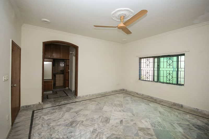 Beautiful 1 Kanal Full House Available For Rent In Dha Phase 1 Block N 8