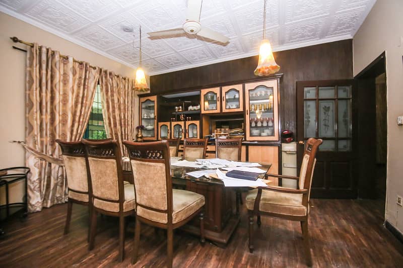 Beautiful 1 Kanal Full House Available For Rent In Dha Phase 1 Block N 18