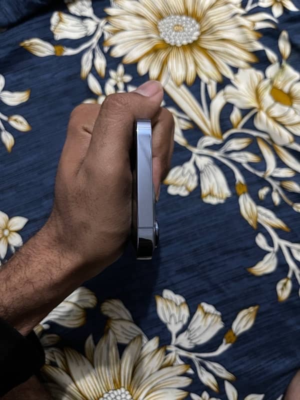 IPHONE 13 PRO JV 256 GB 89 BH 3