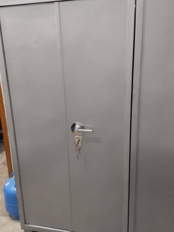 2 Wardrobes 2