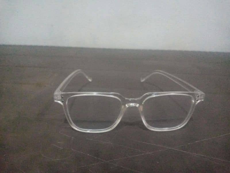 Stylish Transparent Frame Glasses - Unisex Eyewear 1