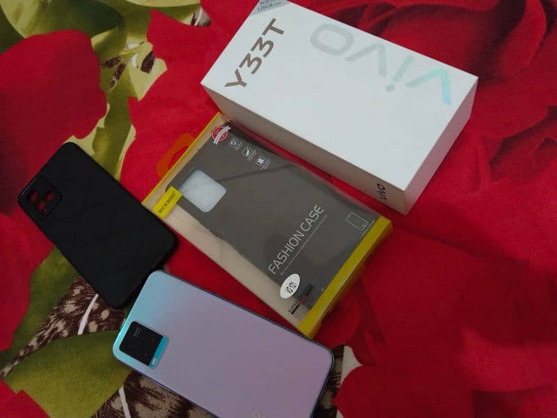 VIVO Y33T used but look like new 0