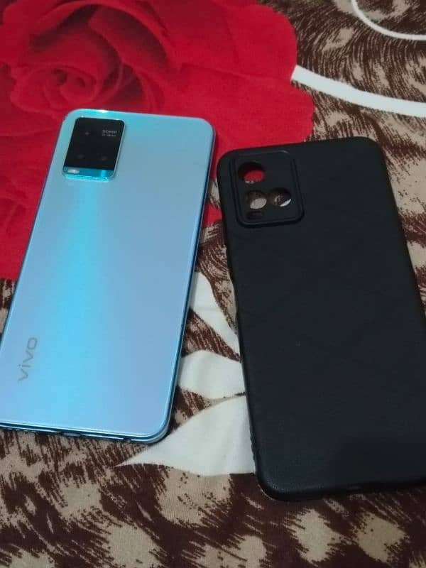 VIVO Y33T used but look like new 1