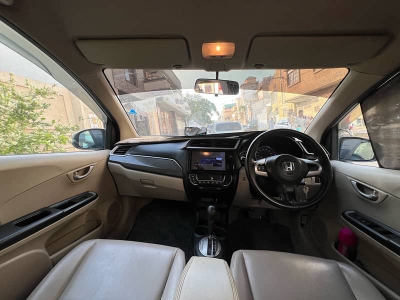Honda BR-V 2018 8