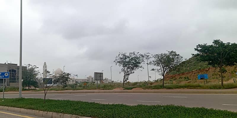 Heighted Location Bahria Hills Plots FOR SALE Facing Jinnah Avenue And 2km From Main Entrance Of BTK 4