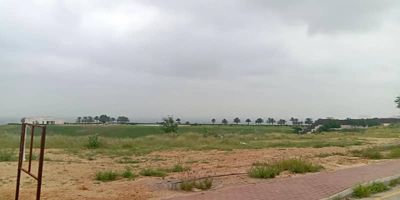 Heighted Location Bahria Hills Plots FOR SALE Facing Jinnah Avenue And 2km From Main Entrance Of BTK 12