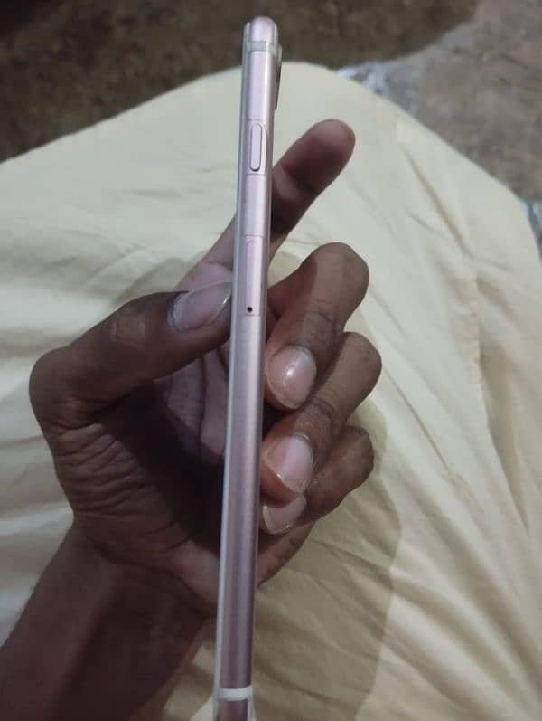 iphone 7plus non pta 128 2