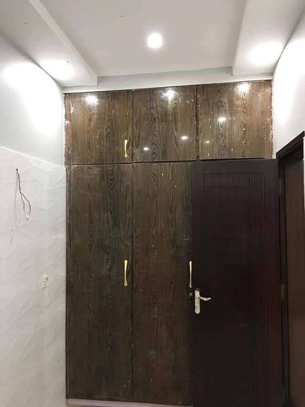 3 Bed DD Lounge 125 Square Yard Villa FOR SALE At ALI BLOCK All Amenities Nearby Including MOSQUE, General Store &Amp; Parks 11