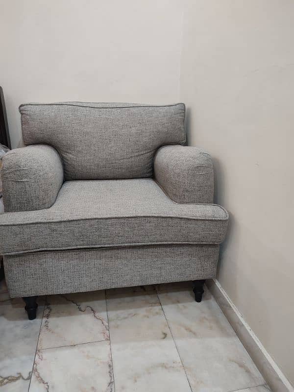 Sofa set - 5 seater - 2, 2 and 1 seater 1