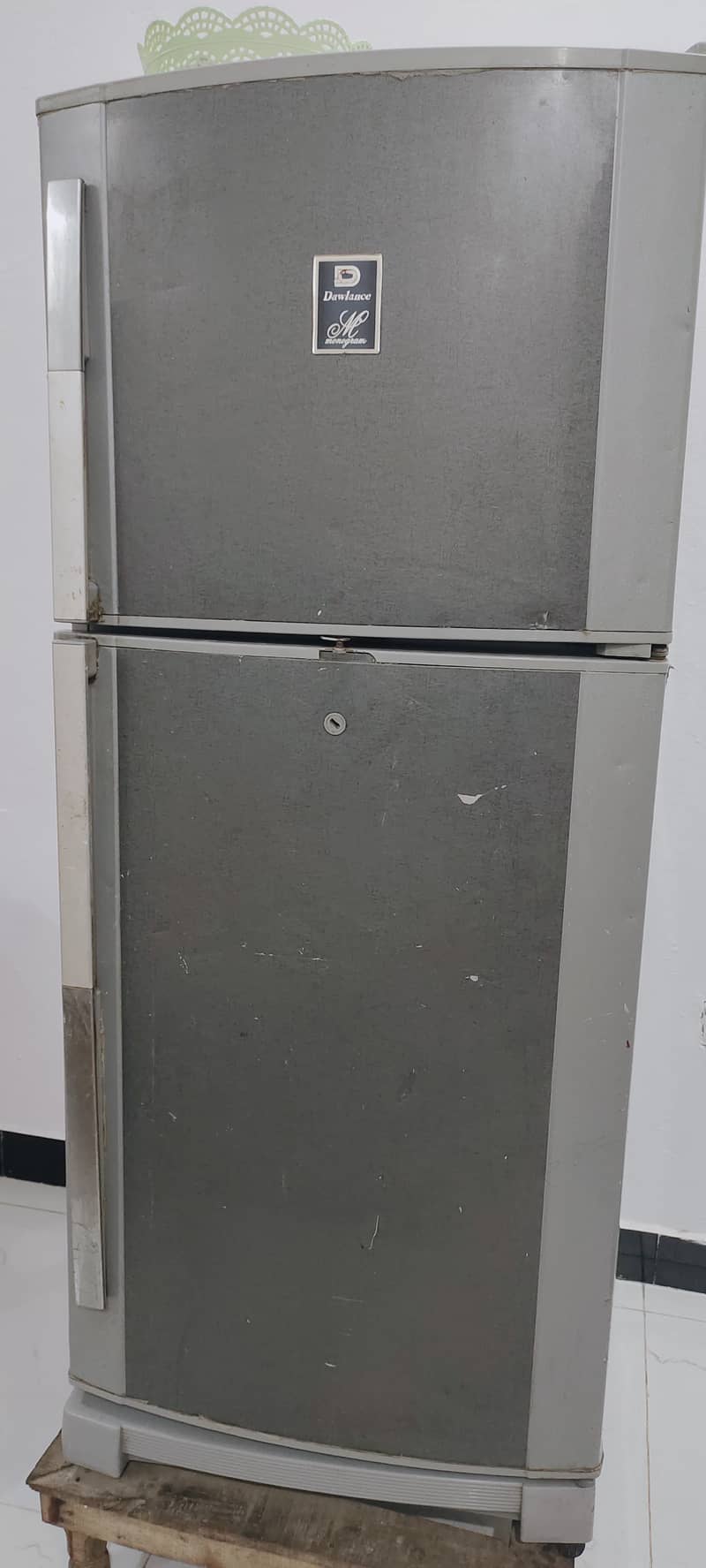 Medium size Dawlance refrigerator 1