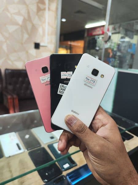 samesung j feel 1 non pta 3gb 32gb all oky 10/10 0