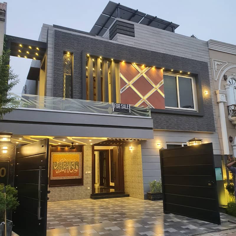 10 Marla Brand New House for Sale in Bahria Town | Prime Location 23