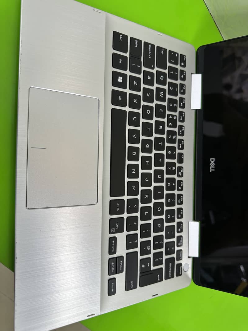 Dell x360 Core i7 8TH Gen TouchScreen 3