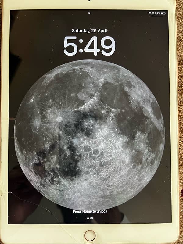 ipad 8th generation 32Gb 0