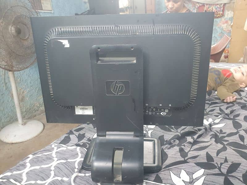 hp lcd orignal 24 inches 5
