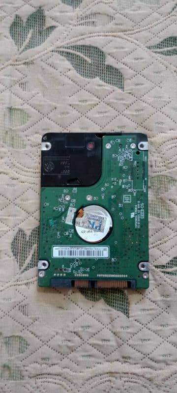 160GB Laptop Hard drive with case 1