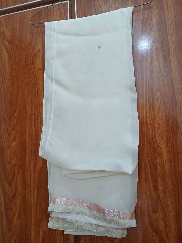 medium size. wear 2 time for few hours 5
