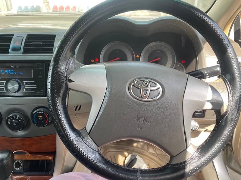 Toyota Corolla Altis 2010 14