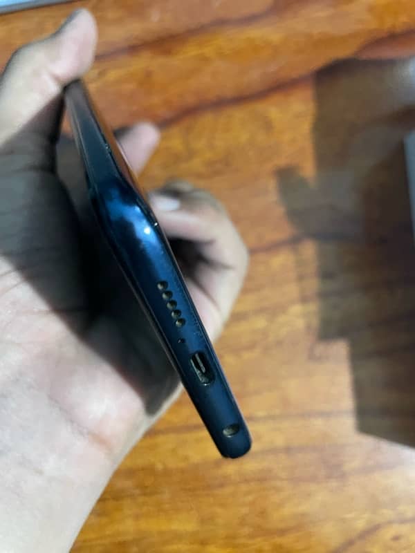 Redmi Note 9s 3