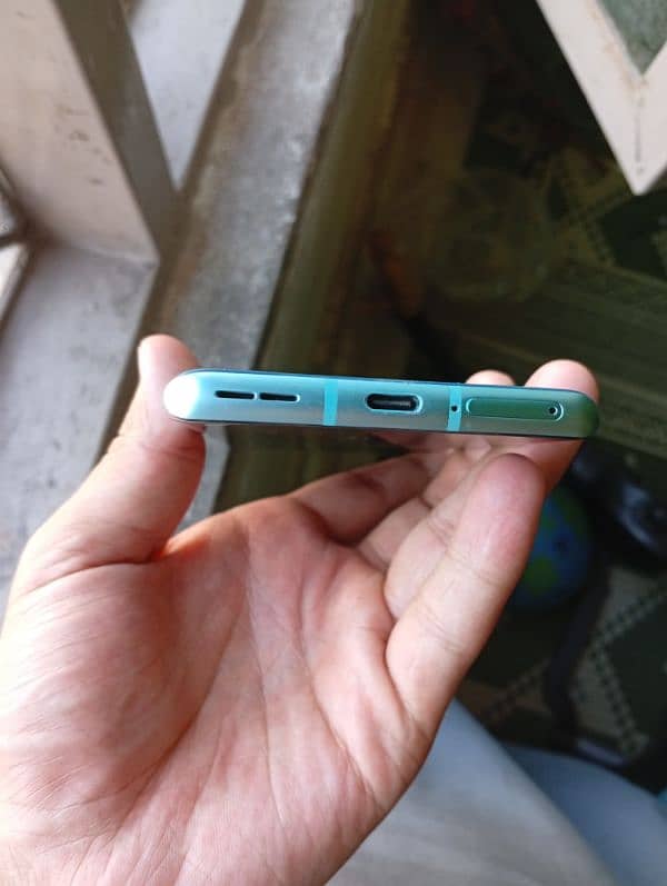 OnePlus 8 8/128 4