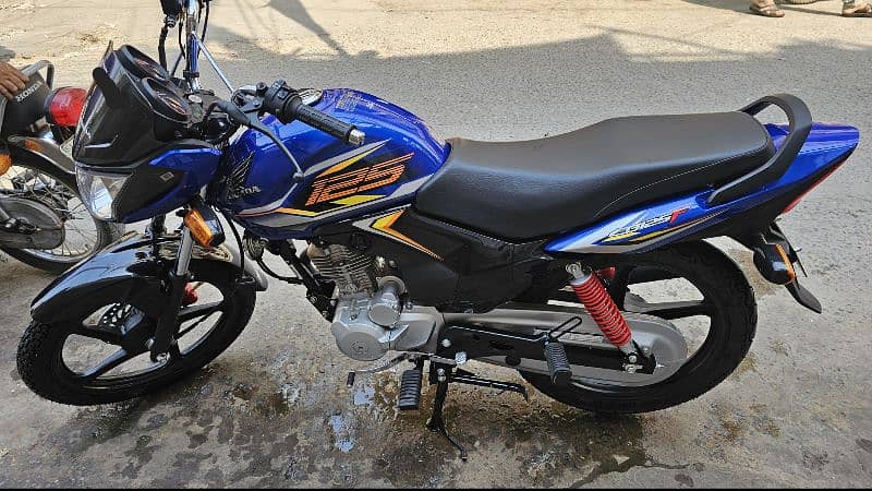 Honda CB 125 F Model 2025| Honda In Bikes | Total Geniune 3