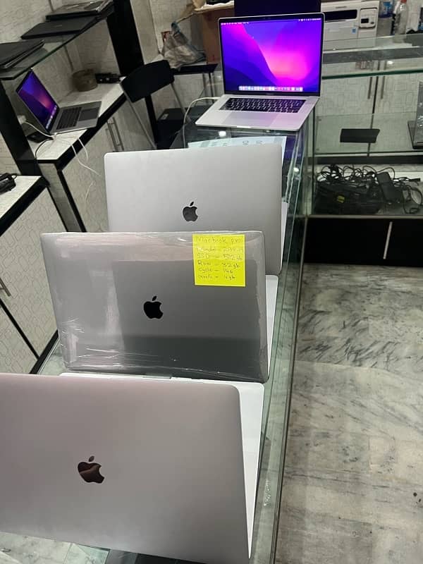 MacBook Pro 2019 (16 inch) core i 9 0