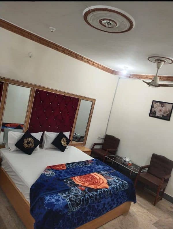 Guest House Couple 0