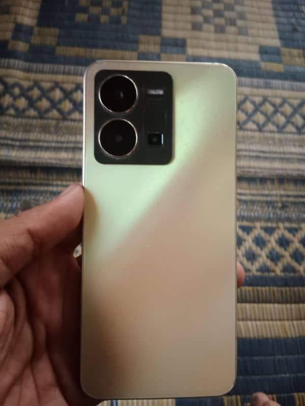 urgent sale vivo y35 8+8 extend 128 memory 0
