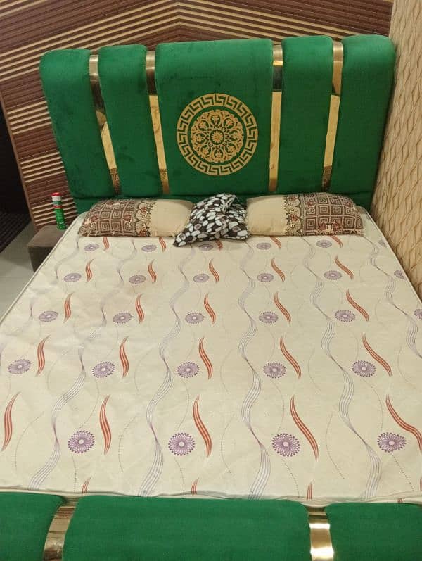 1 complete double bed st 0
