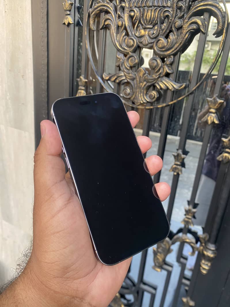 iPhone 14 pro 256 gb approved 1
