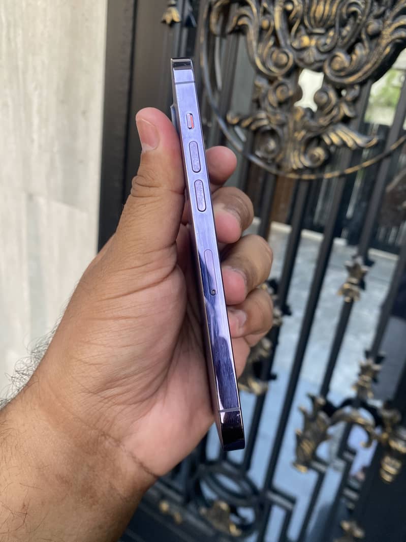iPhone 14 pro 256 gb approved 3
