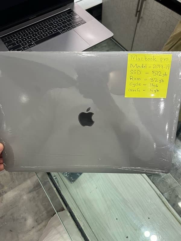 MacBok pro 2019 (15 inch) core i9 5