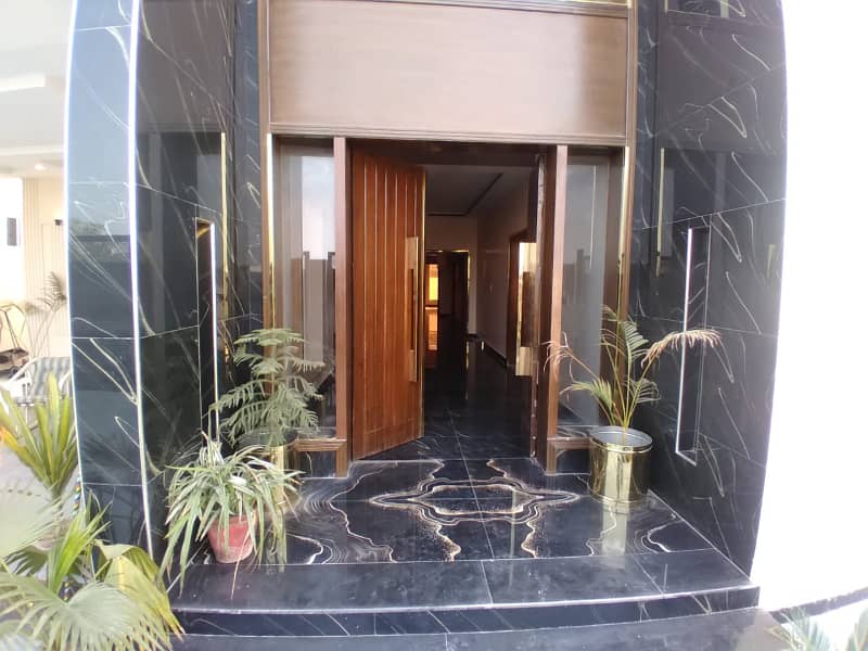 1 Kanal House For Sale In The Perfect Location Of DHA Phase 1 - Sector M 7