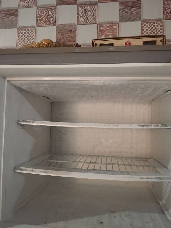 PEL Refrigerator 0