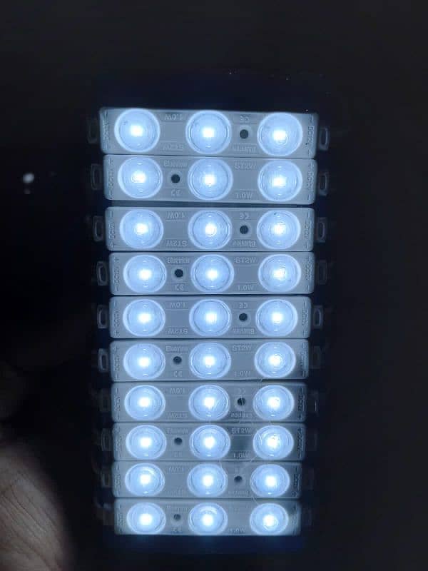 led emergency light 2