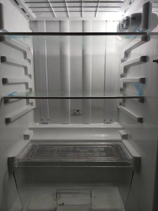 Dawlance 9106 Single Door Refrigerator 3