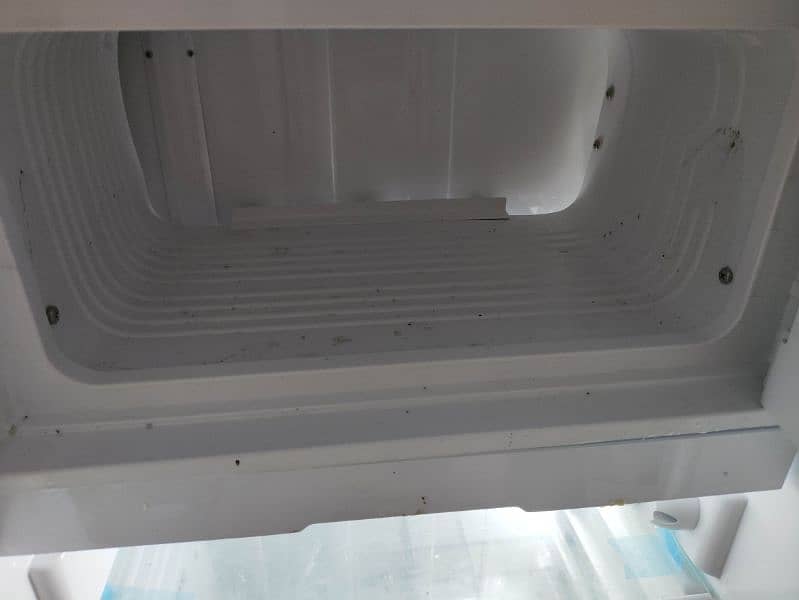 Dawlance 9106 Single Door Refrigerator 5
