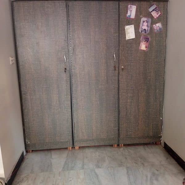 Three door wardrobe 3