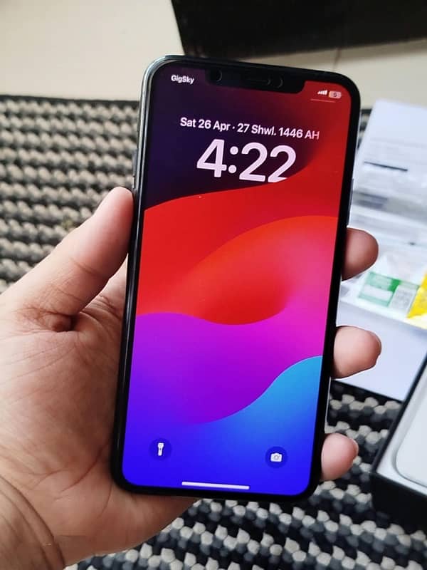New iPhone 11 Pro Max with box Offical PTA Approved 3