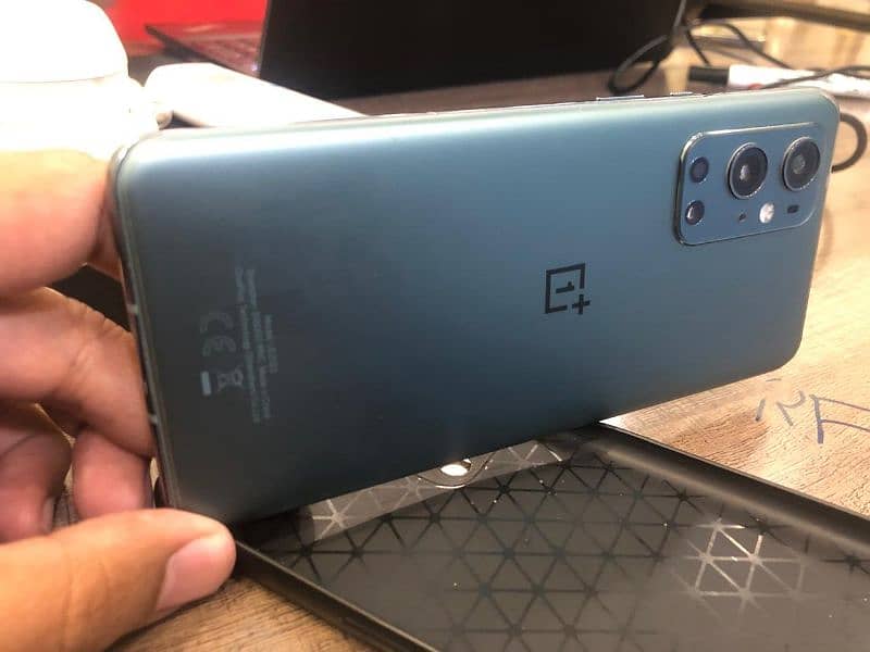 onePlus 9 Pro 1
