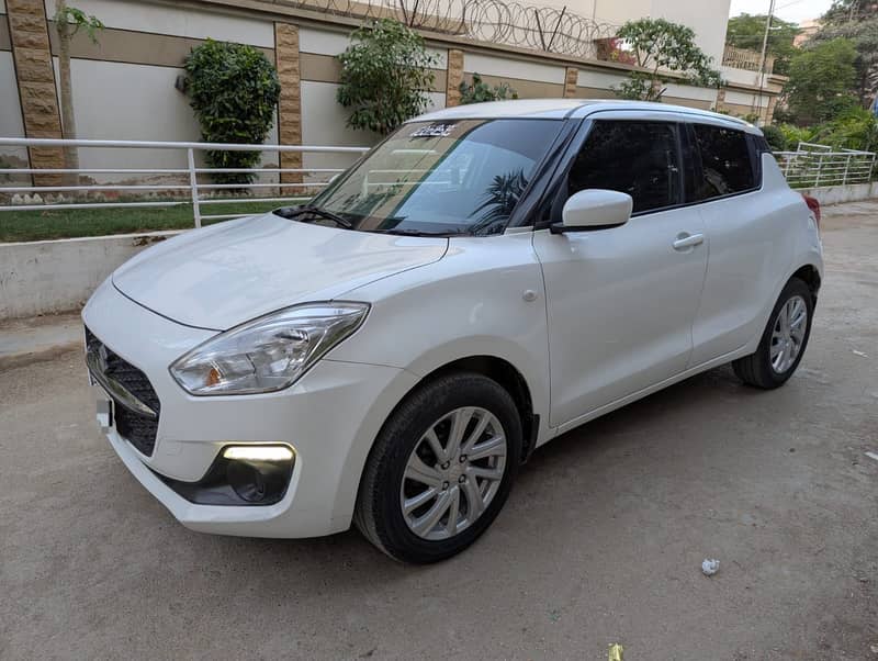 Suzuki swift gl cvt 2022 2