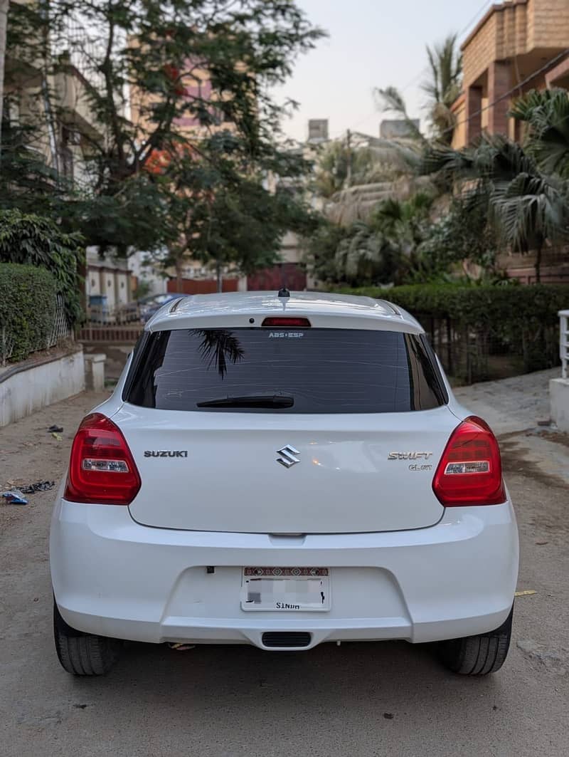 Suzuki swift gl cvt 2022 5