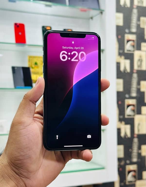 Iphone 11 Pro Max 512GB Dual Sim Pta Approved 1