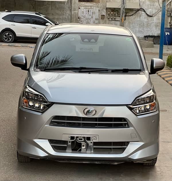 Daihatsu Mira 2001 0
