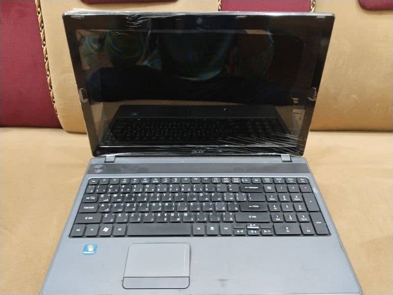 Acer Aspire 5733 Core 1