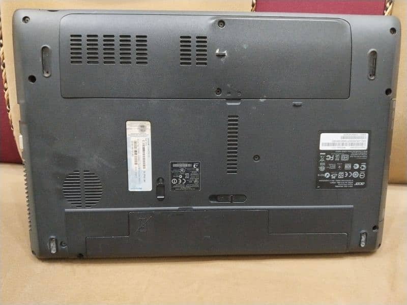 Acer Aspire 5733 Core 2