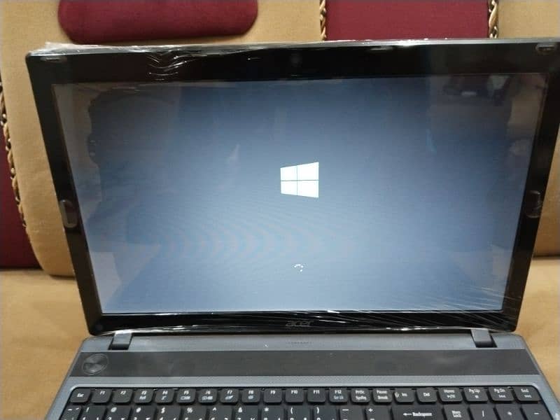 Acer Aspire 5733 Core 3