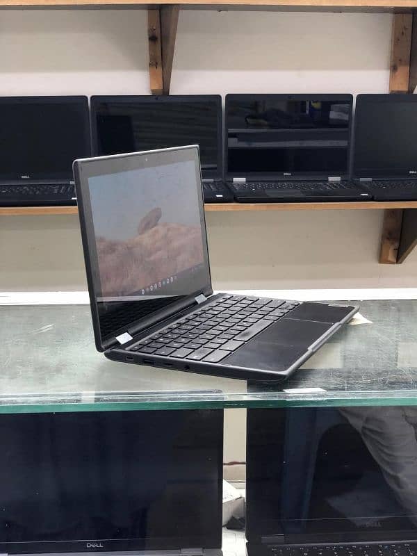 Lenovo 500e ChromeBook 2-in-1 Touch Screen 32GB SSD 5HRS Backup 2